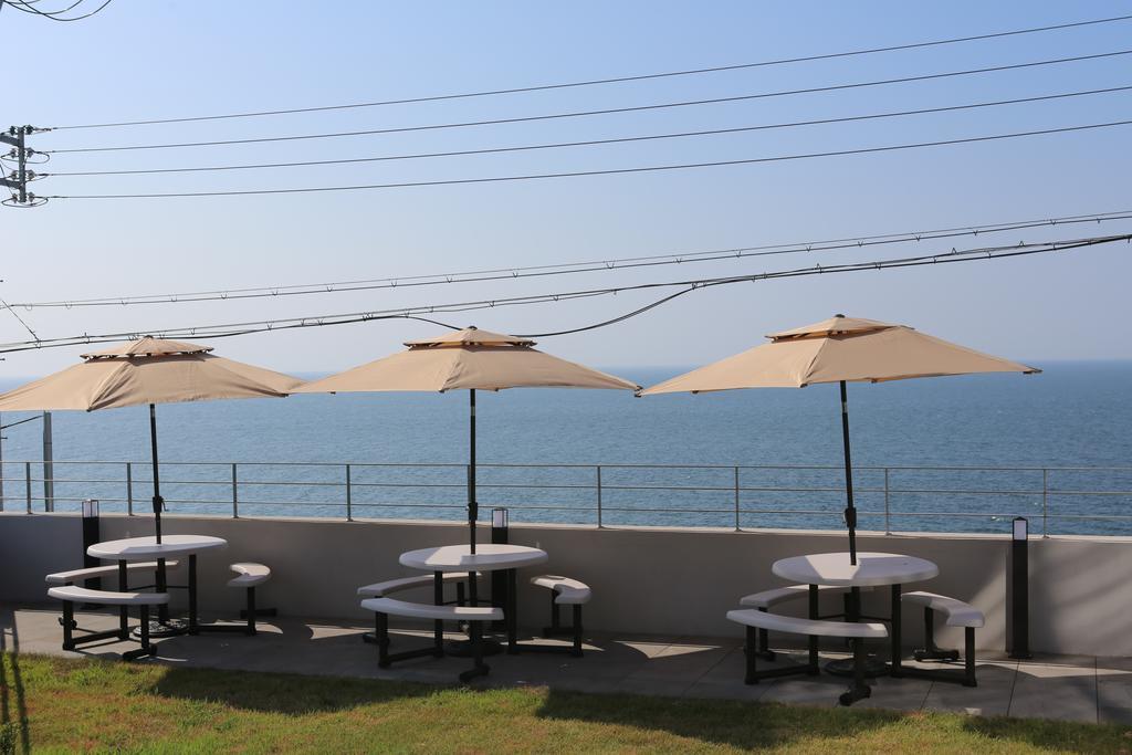 Plumeria Pension เมืองเชจู ภายนอก รูปภาพ