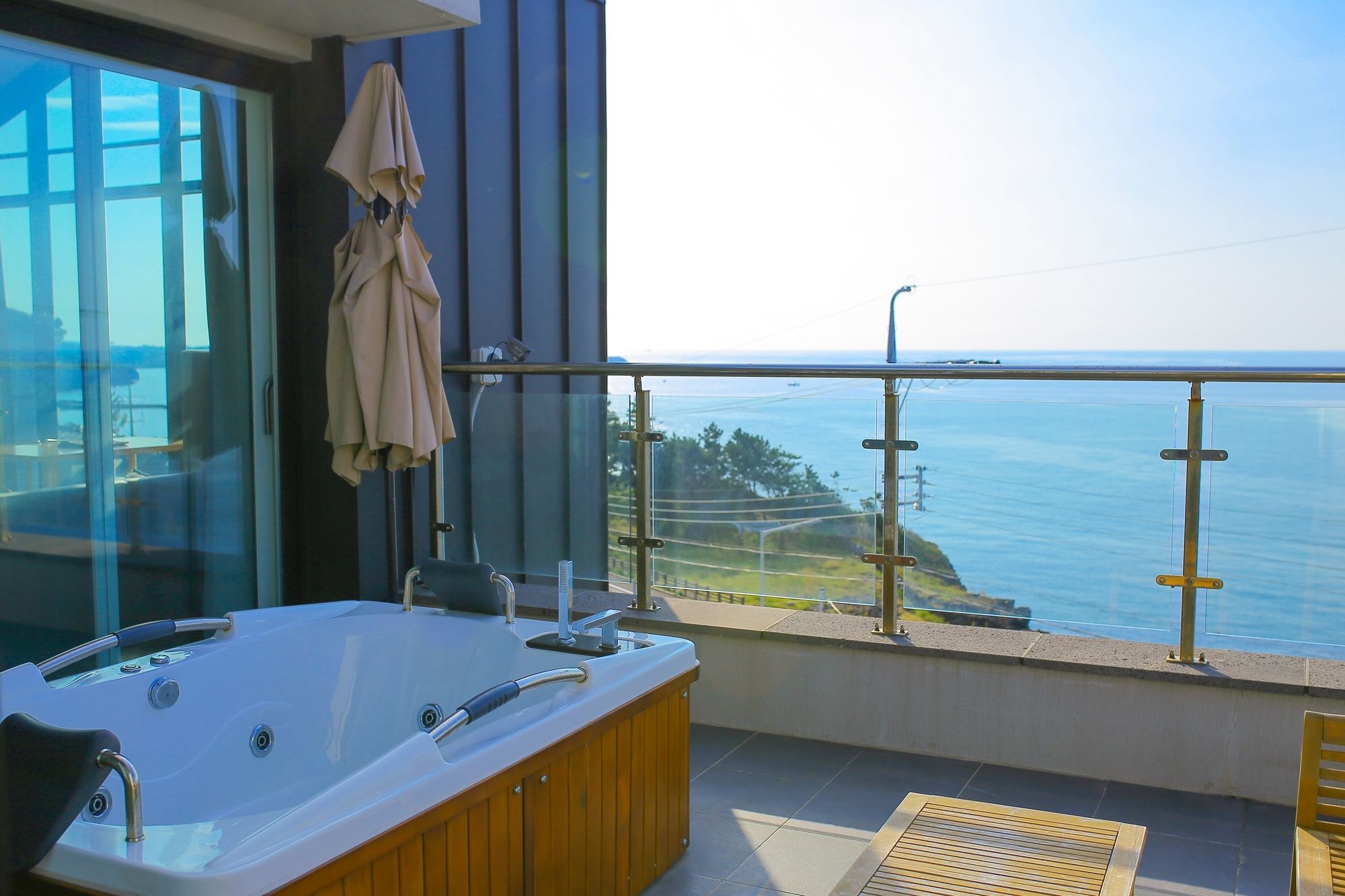 Plumeria Pension เมืองเชจู ภายนอก รูปภาพ