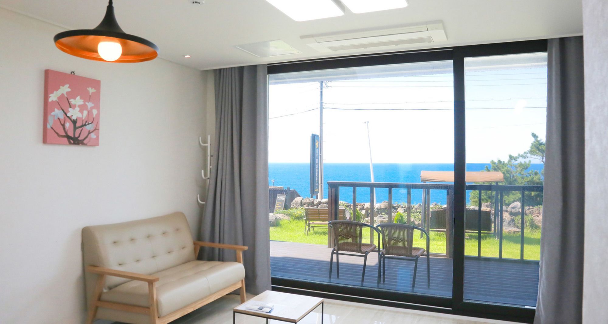 Plumeria Pension เมืองเชจู ภายนอก รูปภาพ